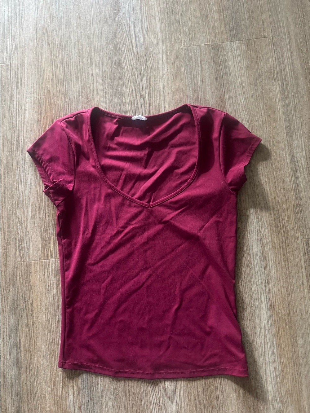 Garage V-Neck Short Sleeve Top in Sour Cherry